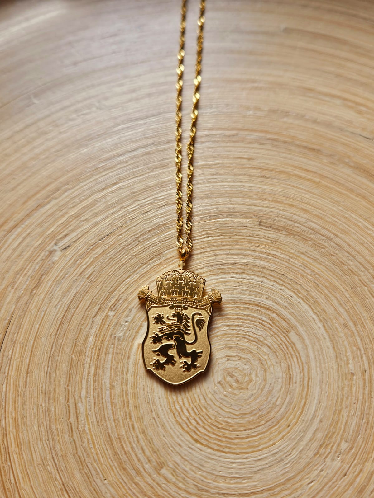 Bulgaria coat of arms necklace