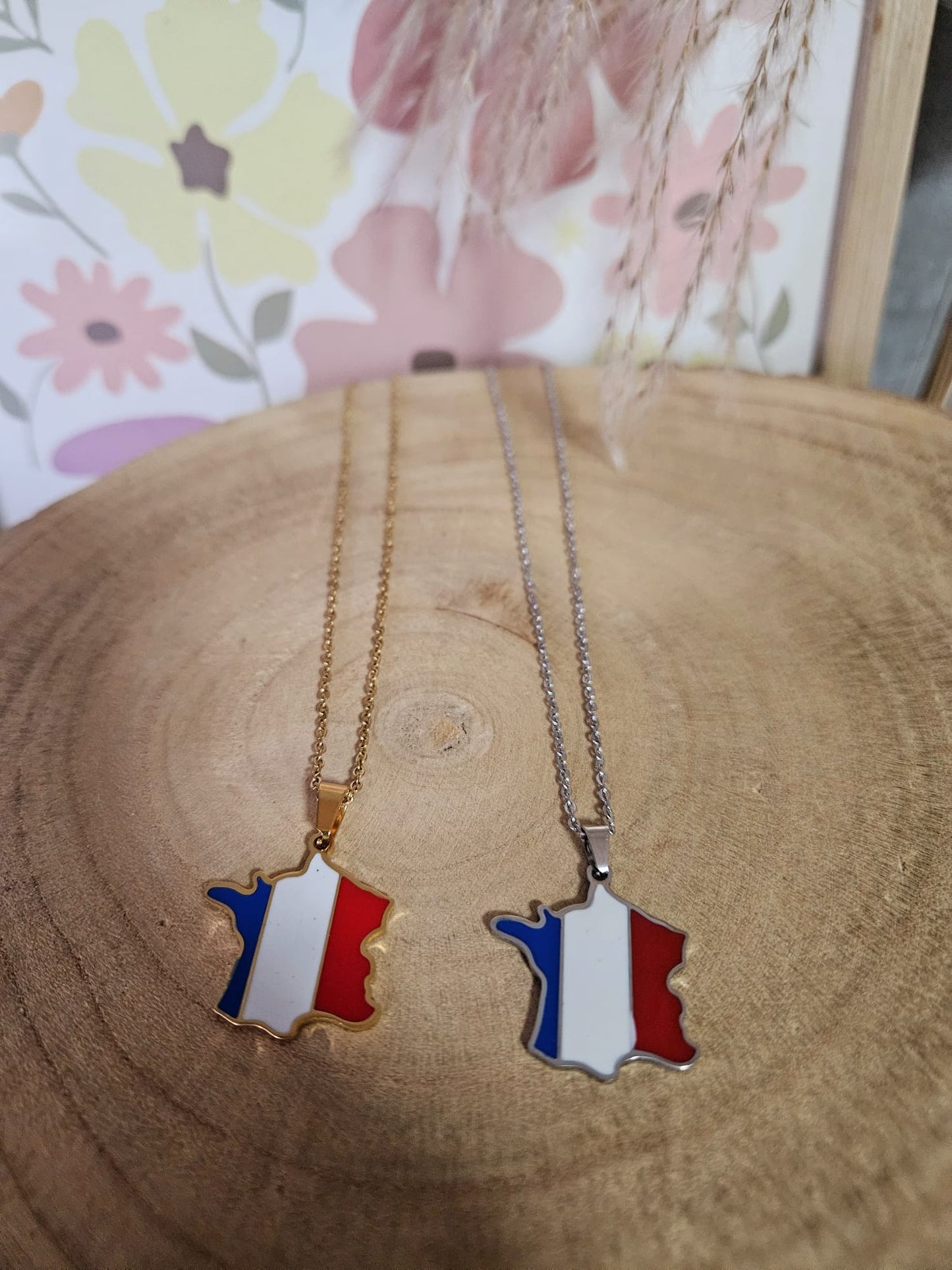 Frankreich Halskette