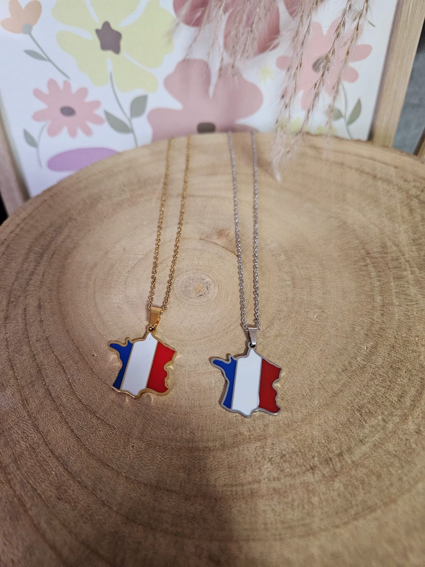 Frankreich Halskette