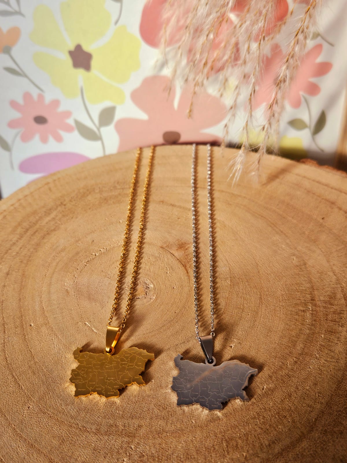 Bulgaria necklace