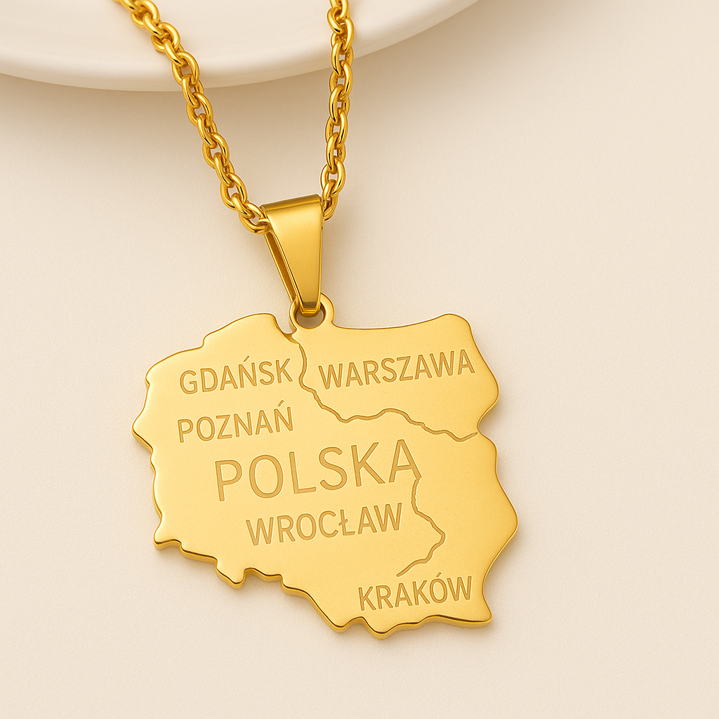 Goldene Polen Landkarten Halskette aus Edelstahl mit Städte Gravur und modernem Länder Anhänger auf hellem Hintergrund.
