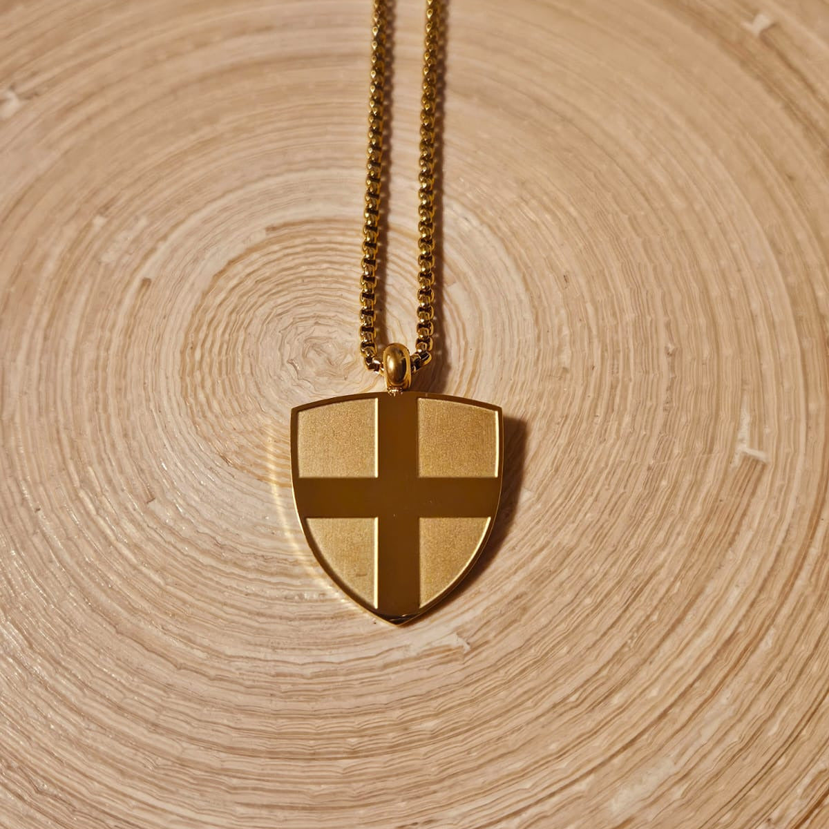 Goldene Schweiz Halskette mit Kreuz